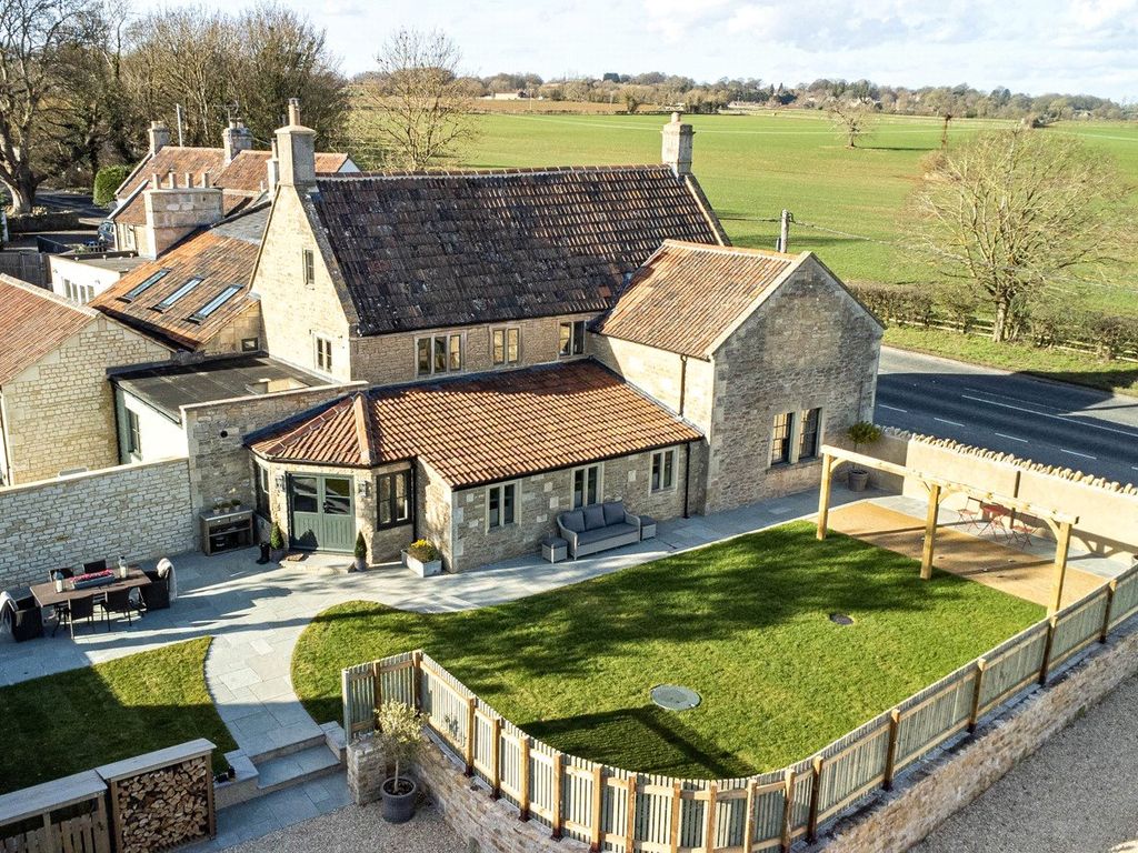 4 bed semidetached house for sale in Farleigh Wick, BradfordOnAvon