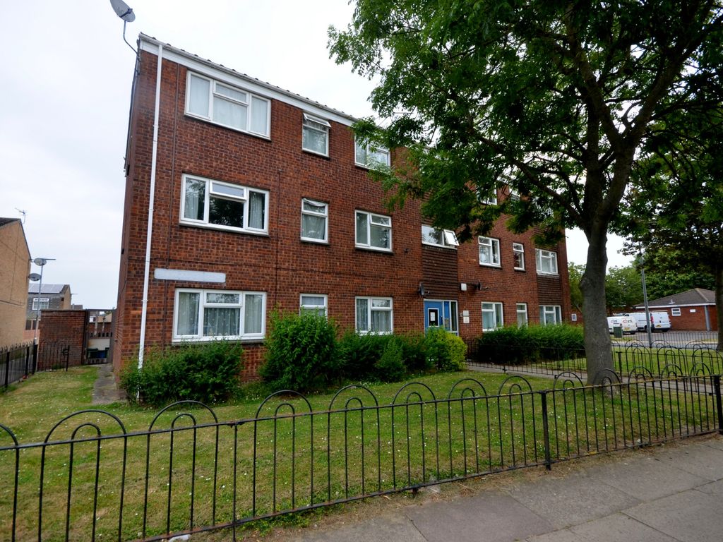 2 bed flat to rent in Pinewood Crescent, Grimsby DN33 Zoopla