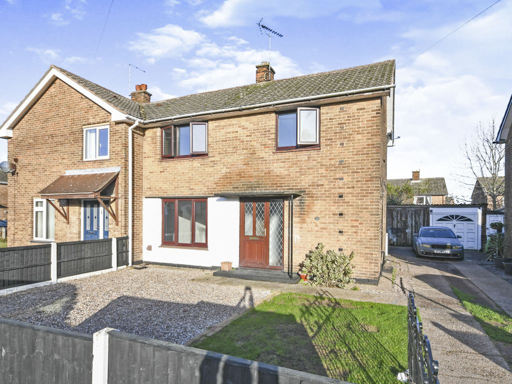 3 bed semidetached house for sale in Coppice Road, Forest Town