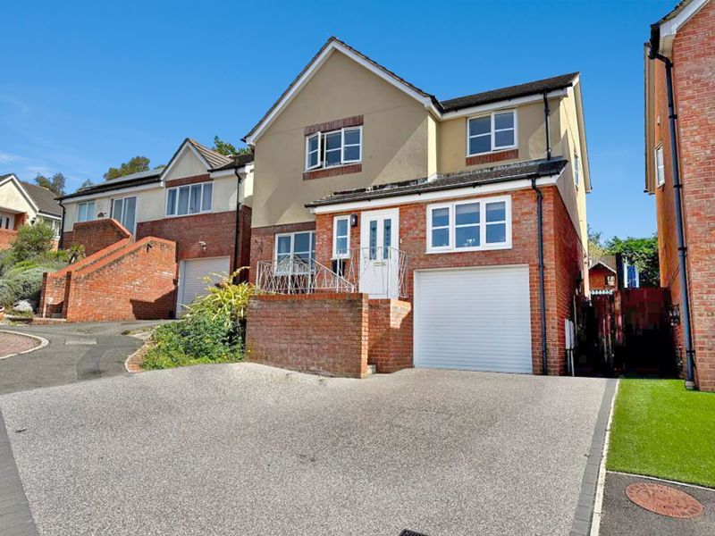 5 bed property for sale in Calvados Park, Kingsteignton, Newton Abbot