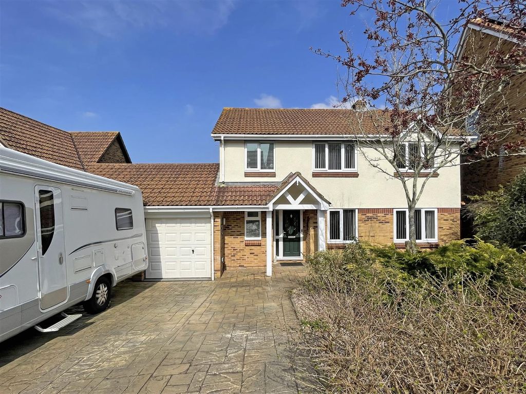 4 bed detached house for sale in Almond Drive, Chaddlewood, Plympton