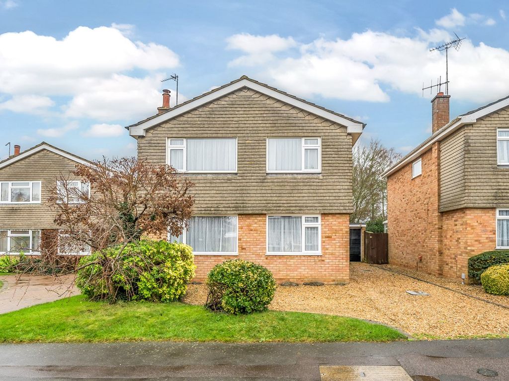 3 bed detached house for sale in Mill Lane, Greenfield MK45, £550,000 Zoopla
