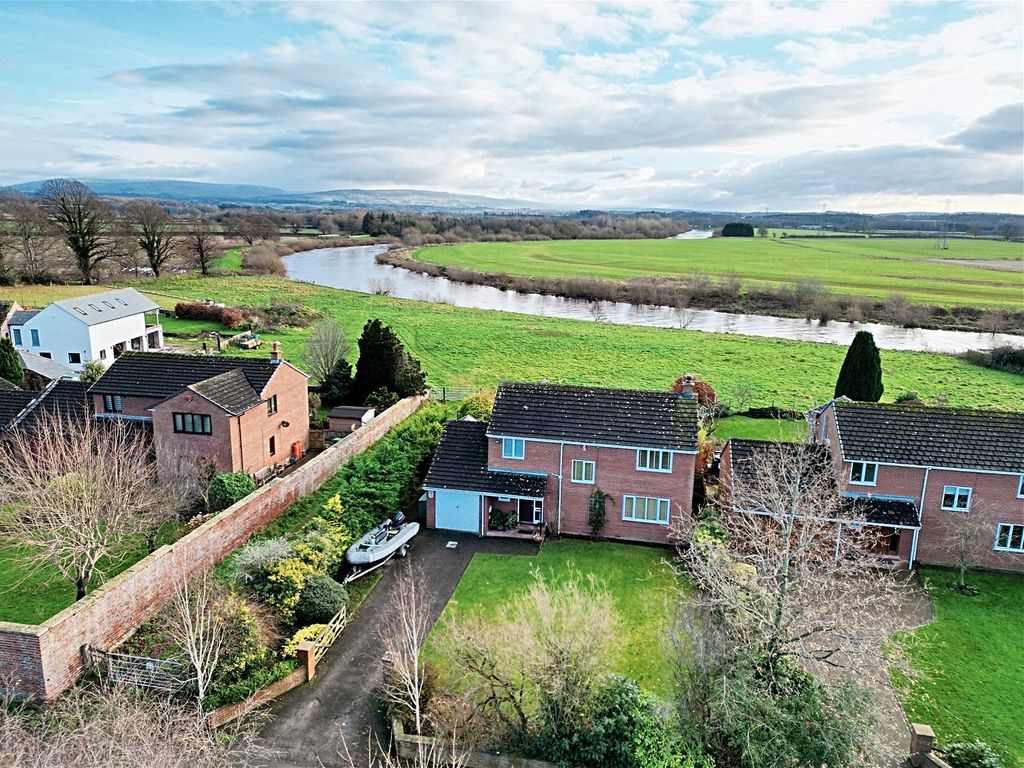 4 bed detached house for sale in CrosbyOnEden, Carlisle CA6, £400,000