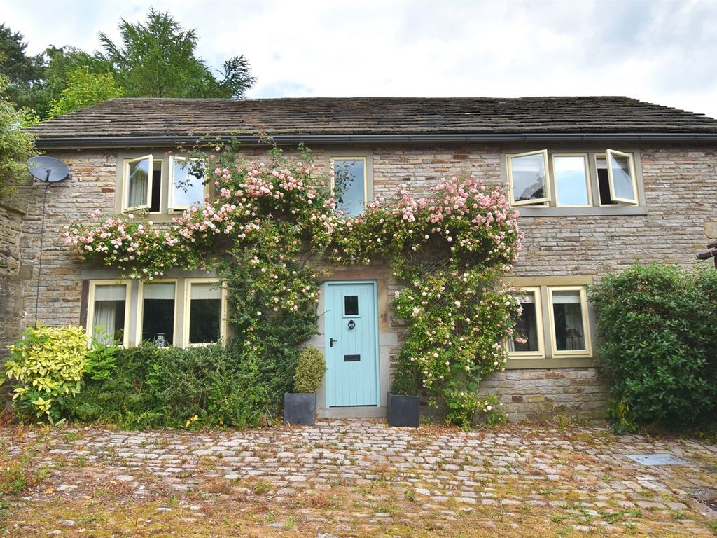 3 bed barn conversion for sale in Hockerley Lane, Whaley Bridge, High