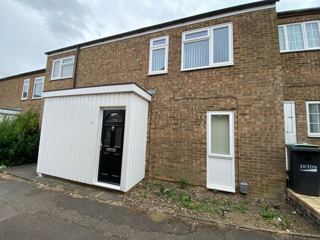 3 bed property to rent in Petersfield Gardens, Luton LU3 Zoopla