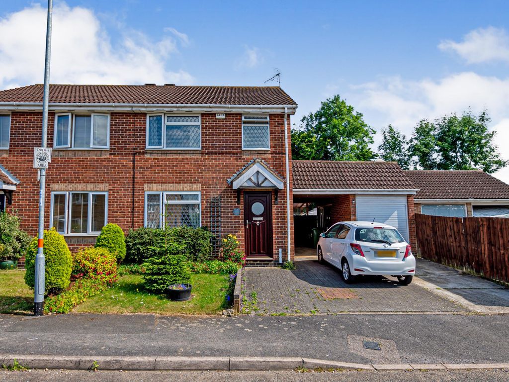 3 bed semidetached house for sale in Grafton Close, Wellingborough NN8 Zoopla