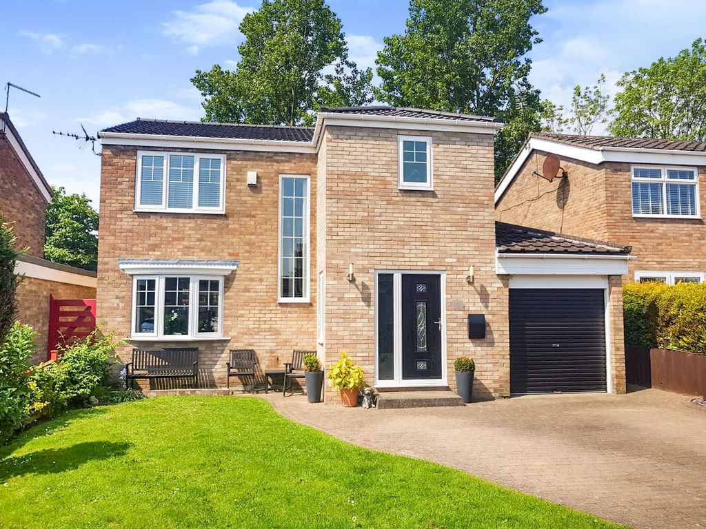 3 bed detached house for sale in Girton Close, Peterlee SR8 Zoopla