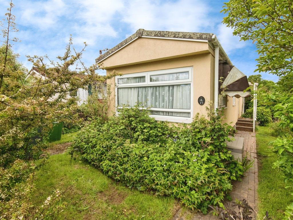 2 bed mobile/park home for sale in Cat & Fiddle Park, Clyst St. Mary