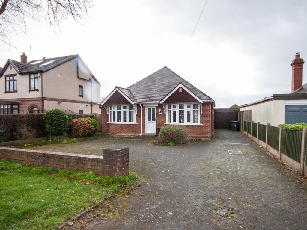 2 bed detached bungalow for sale in Bridge Cross Road, Chase Terrace