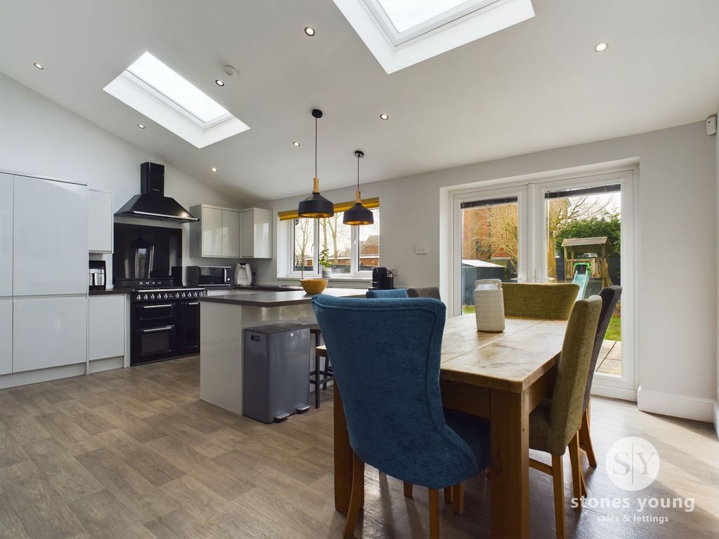 3 bed semidetached house for sale in Branch Road, Mellor Brook BB2, £