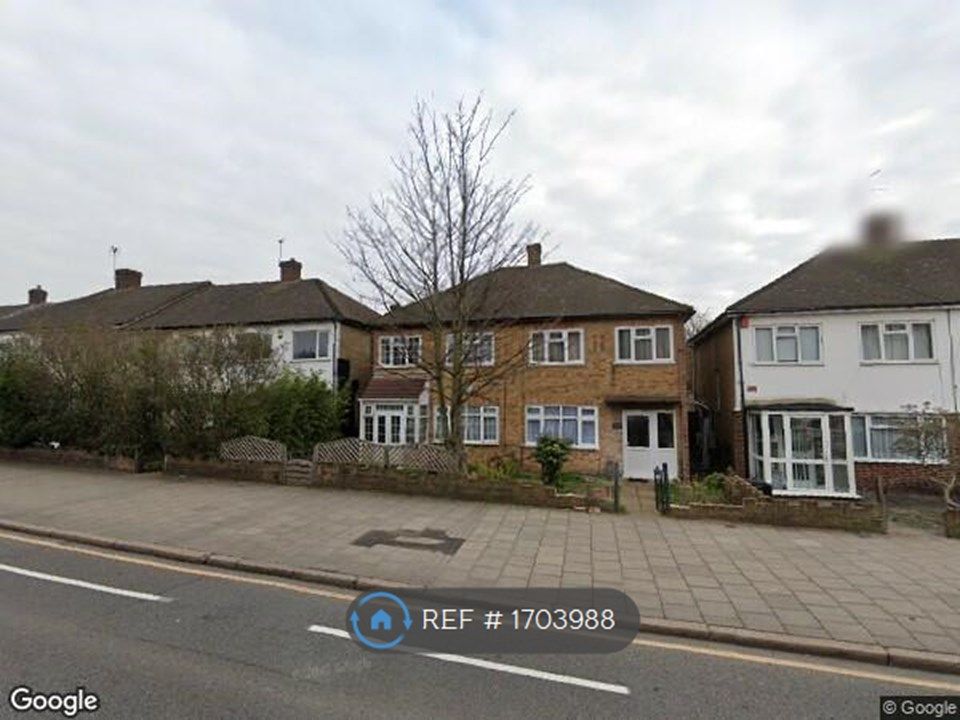 3 bed semidetached house to rent in Ley Street, Ilford IG2 Zoopla