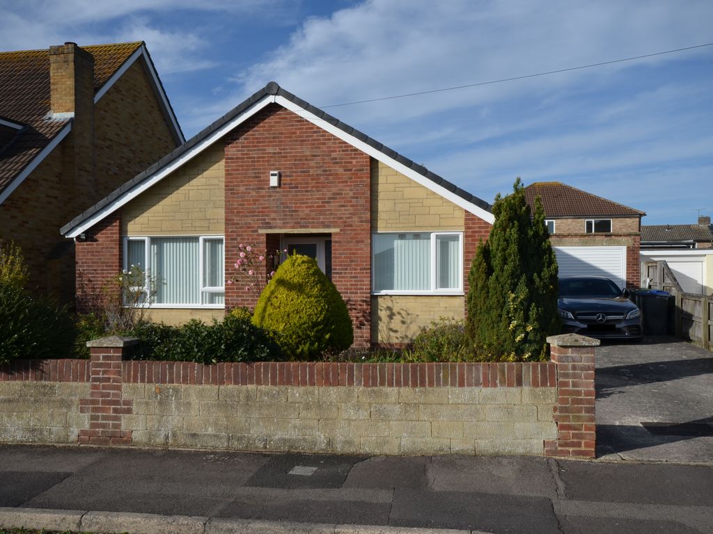 3 bed detached bungalow for sale in Hazel Grove, Trowbridge BA14 Zoopla