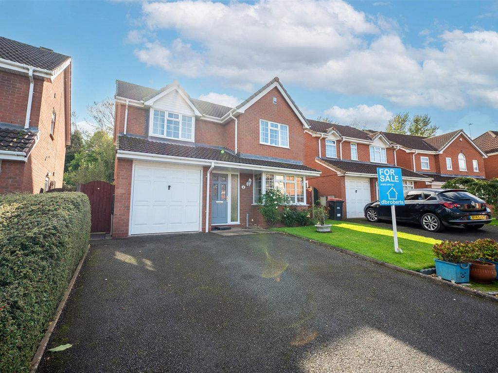 4 bed detached house for sale in Essex Chase, Priorslee, Telford