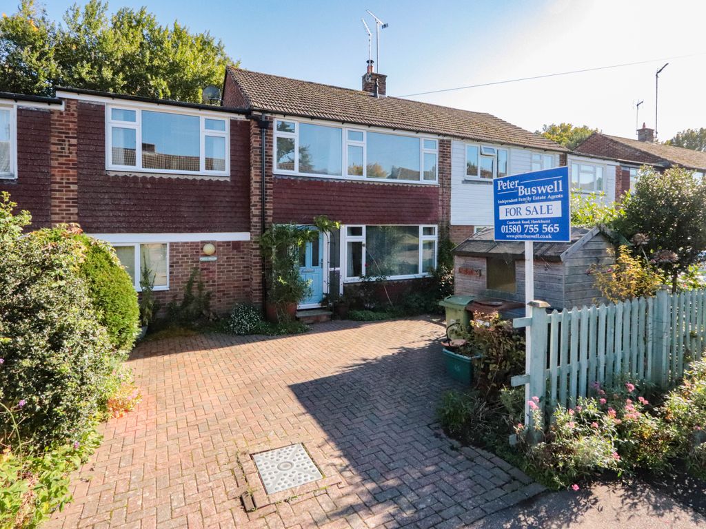 4 bed terraced house for sale in Dorothy Avenue, Cranbrook TN17 Zoopla