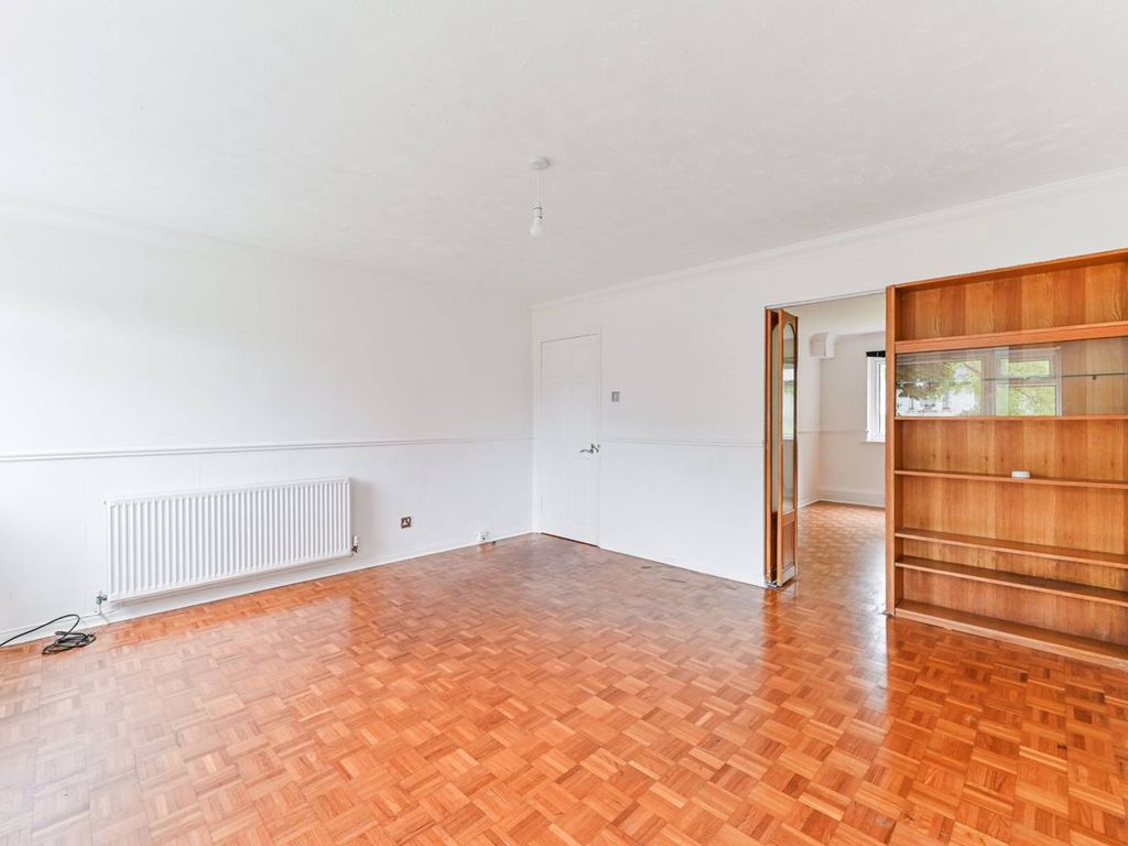 2 bed flat to rent in Mulgrave Road, Sutton SM2, £1,600 pcm Zoopla