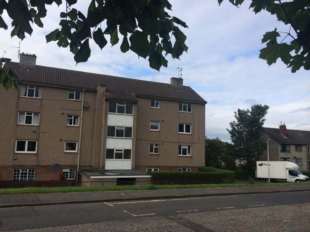 3 bed flat to rent in Oxgangs Street, Edinburgh EH13, £1,150 pcm Zoopla