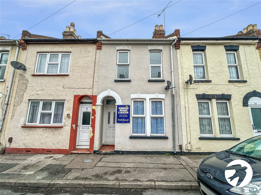 2 bed terraced house for sale in Glencoe Road, Chatham, Kent ME4, £