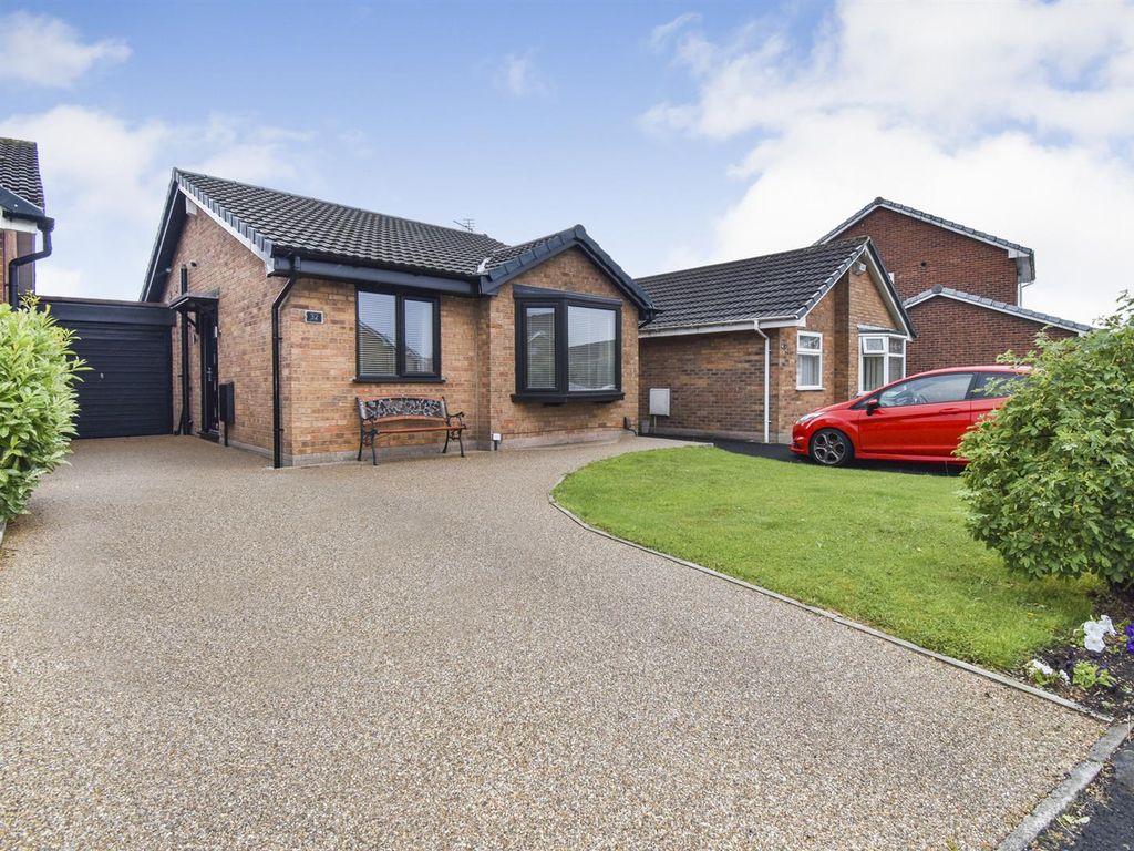 2 bed detached bungalow for sale in Ennerdale Road, Astley, Manchester