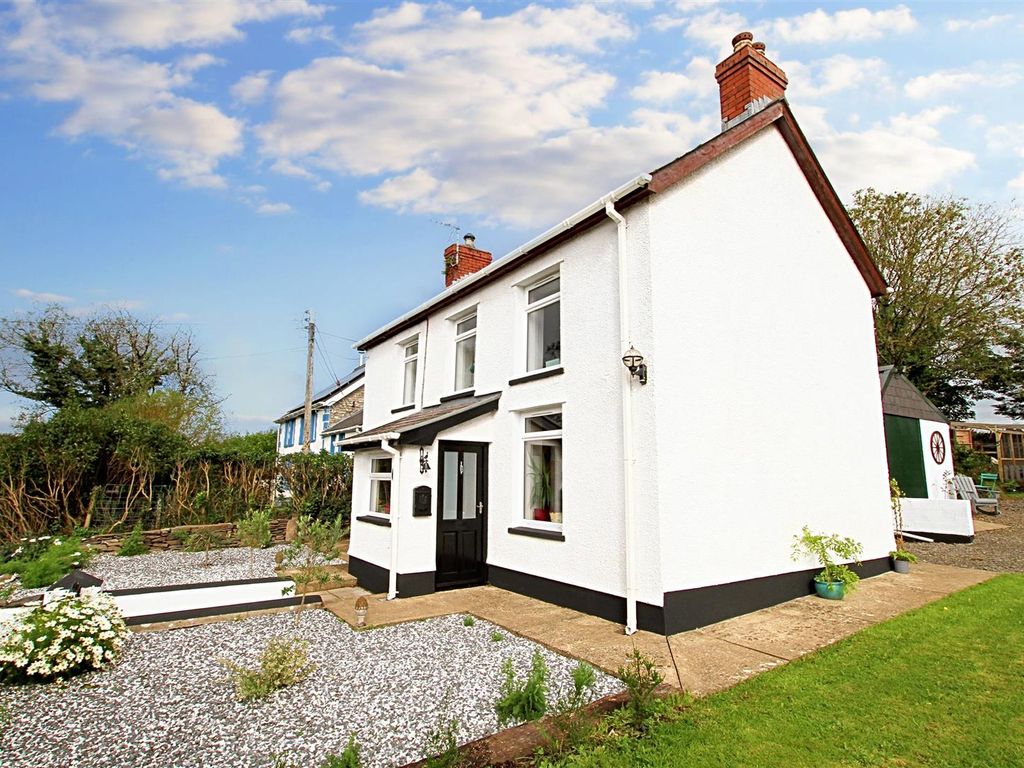 2 bed detached house for sale in Cwm Cou, Newcastle Emlyn SA38, £