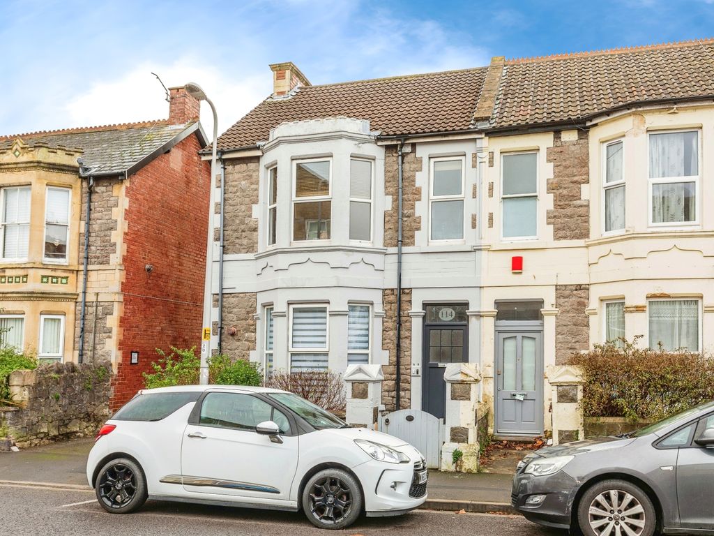 2 bed flat for sale in Severn Road, WestonSuperMare, Somerset BS23, £