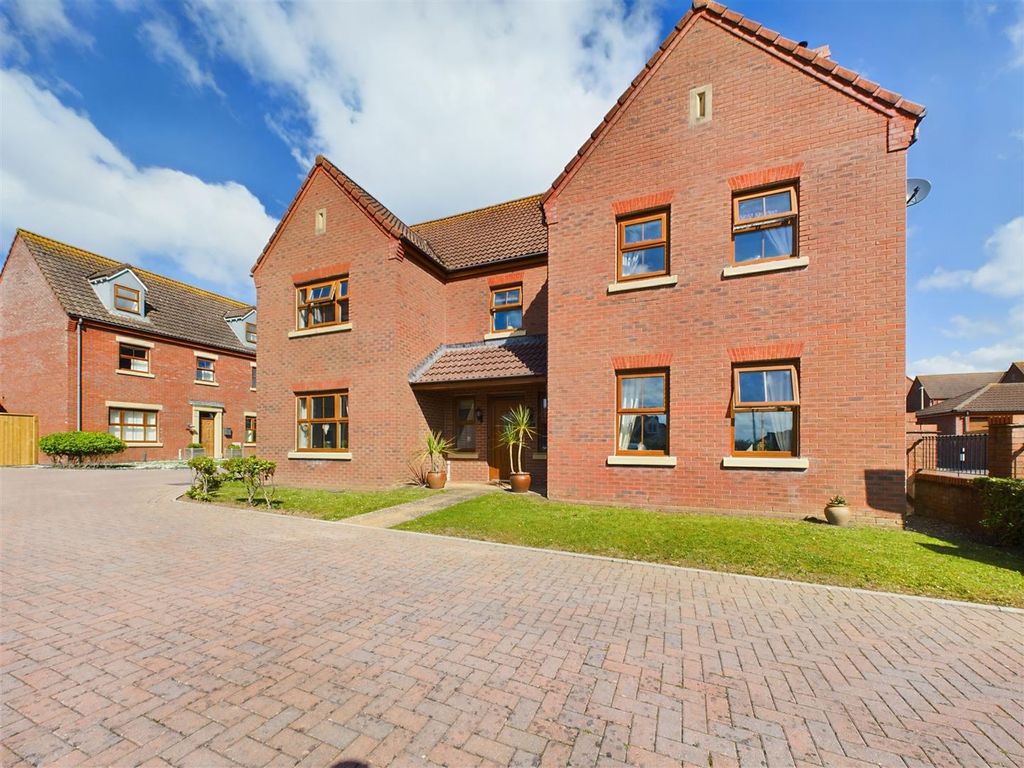 5 bed detached house for sale in Sanderling Way, Porthcawl CF36, £