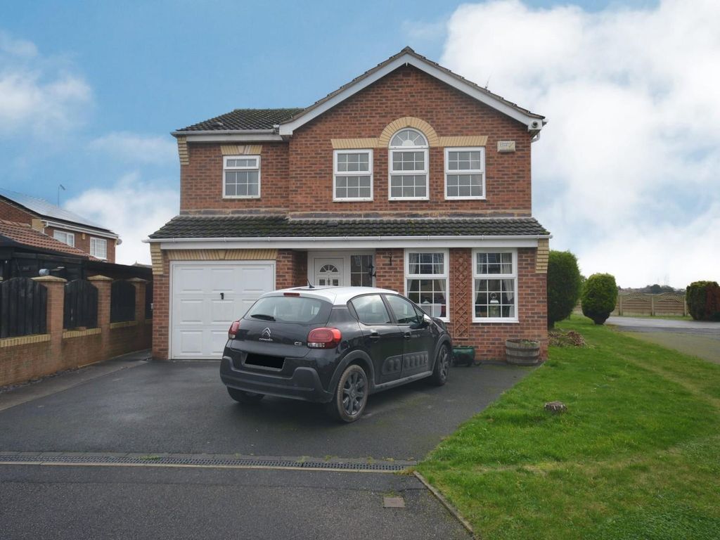 4 bed detached house for sale in West Croft Court, Inkersall