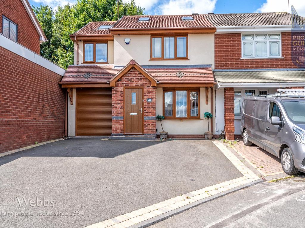 3 bed semidetached house for sale in Charterfield Drive, Heath Hayes