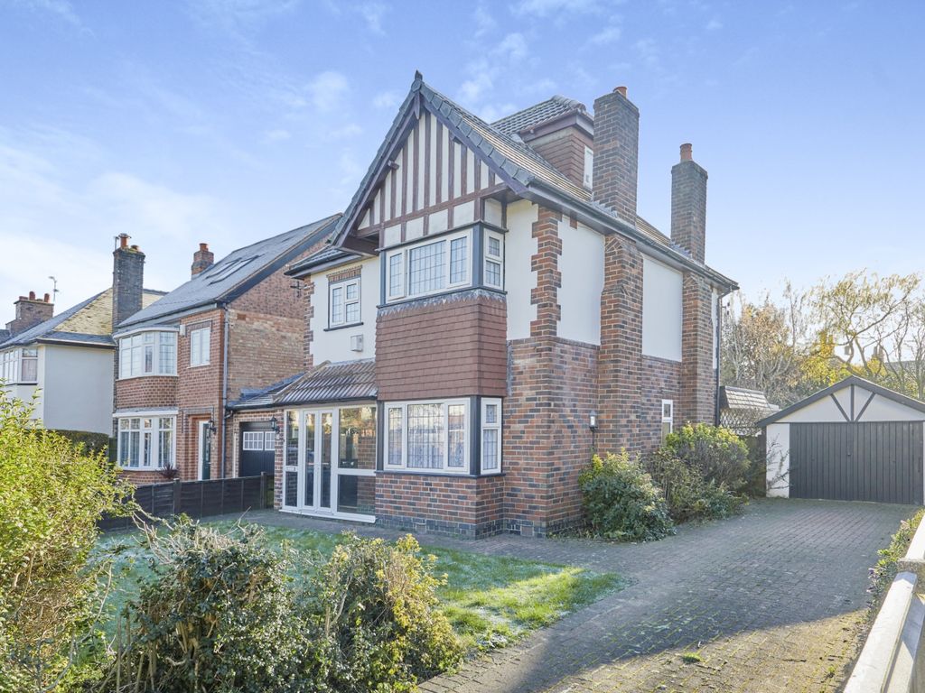 4 bed detached house for sale in Crich Avenue, Littleover, Derby DE23