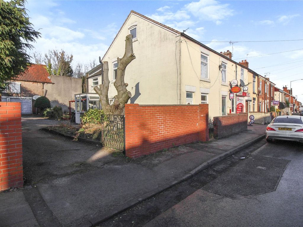 3 bed terraced house for sale in Forest Road, KirkbyInAshfield