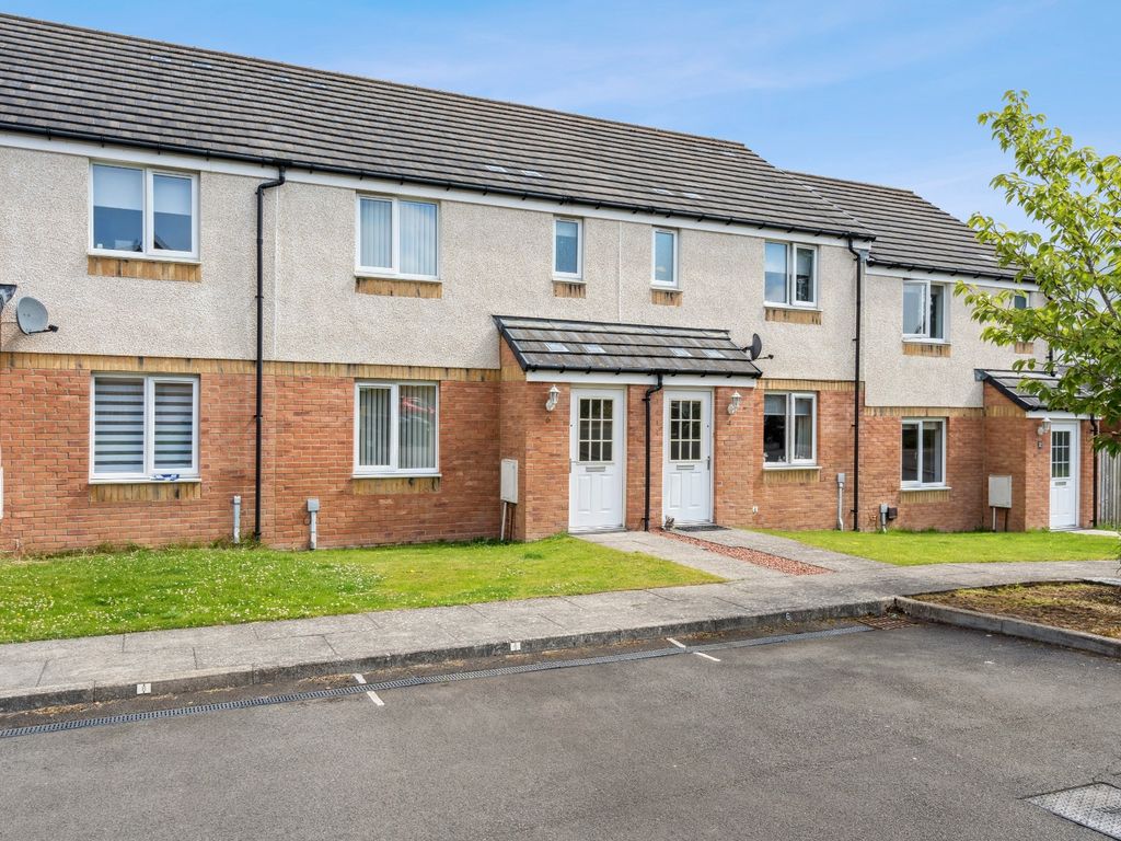 3 bed terraced house to rent in Methil Court, Hamilton, South