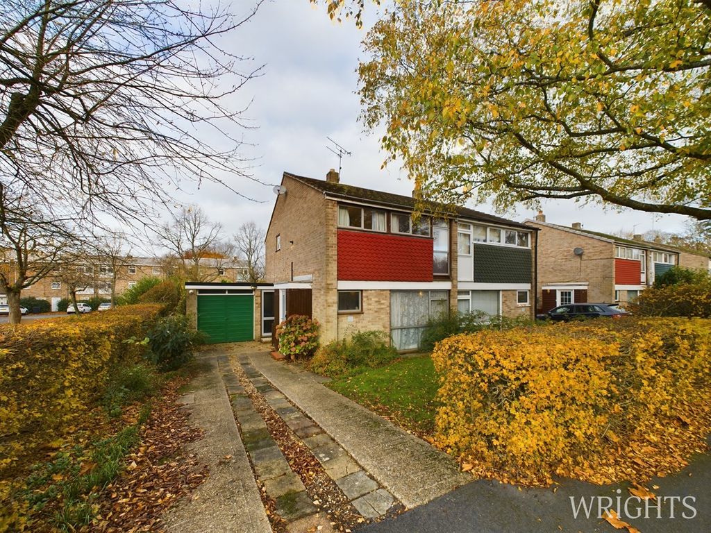 3 bed semidetached house for sale in Windhill, Welwyn Garden City AL7