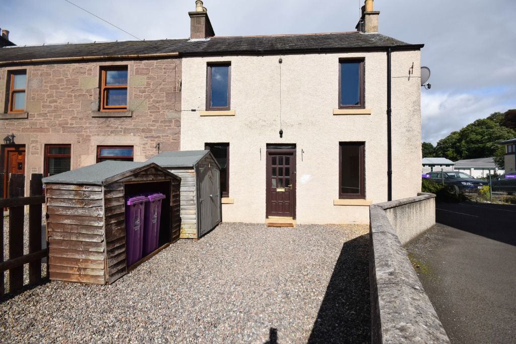 2 bed terraced house to rent in Academy Street, Forfar, Angus DD8, £595