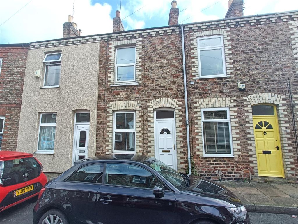 2 bed terraced house for sale in Granville Terrace, York YO10, £190,000