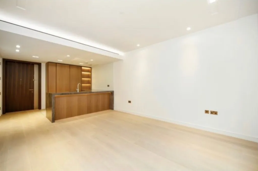 New home, 3 bed flat for sale in Edgware Road, Marylebone, London W2