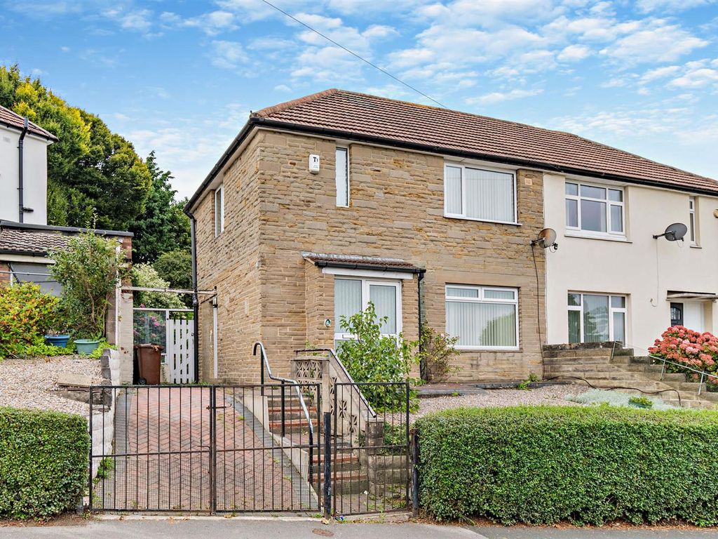 2 bed semidetached house for sale in Ramshead Drive, Seacroft, Leeds