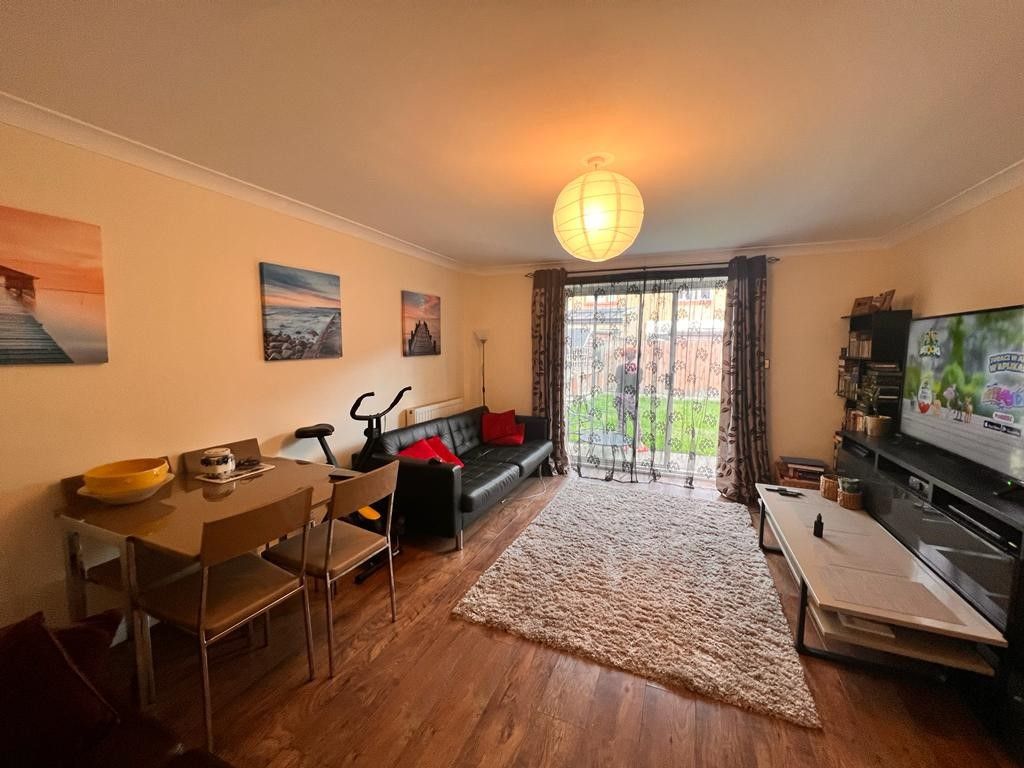 2 bed terraced house to rent in Fernhill Street, London E16 Zoopla