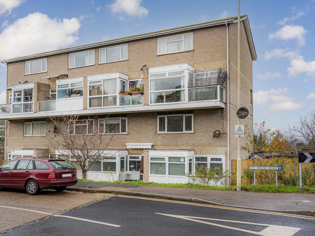 2 bed flat to rent in Ivy House Road, Whitstable CT5 Zoopla