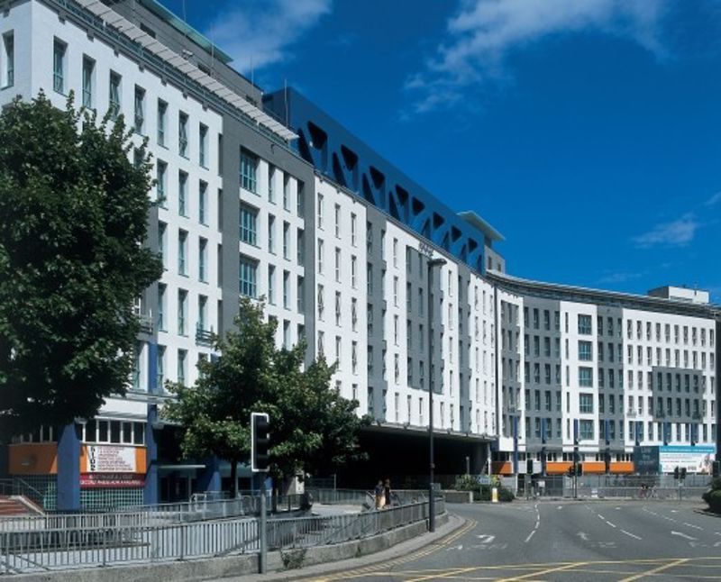 1 bed flat to rent in St. James Barton, Bristol BS1, £1,350 pcm Zoopla