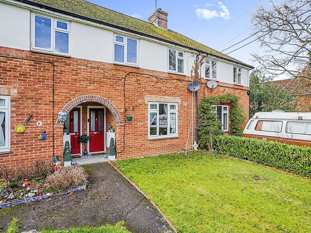 3 bed terraced house for sale in Reach Green, Heath And Reach, Leighton