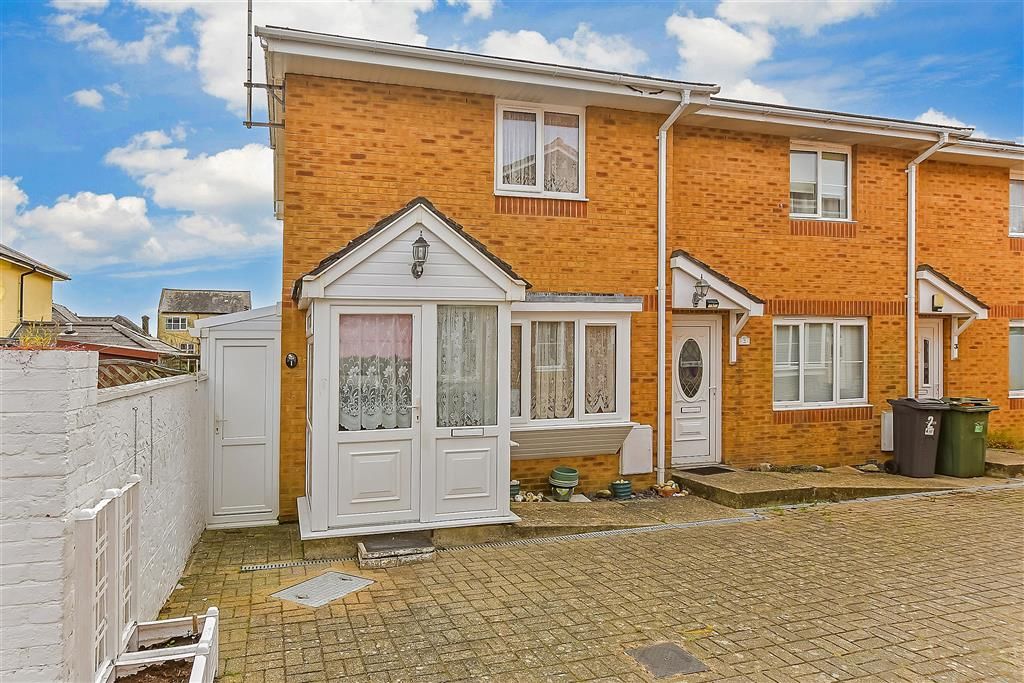 2 bed end terrace house for sale in Street, Sandown, Isle Of