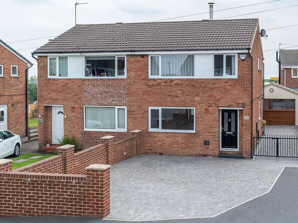 3 bed semidetached house for sale in Walton Drive, Drighlington