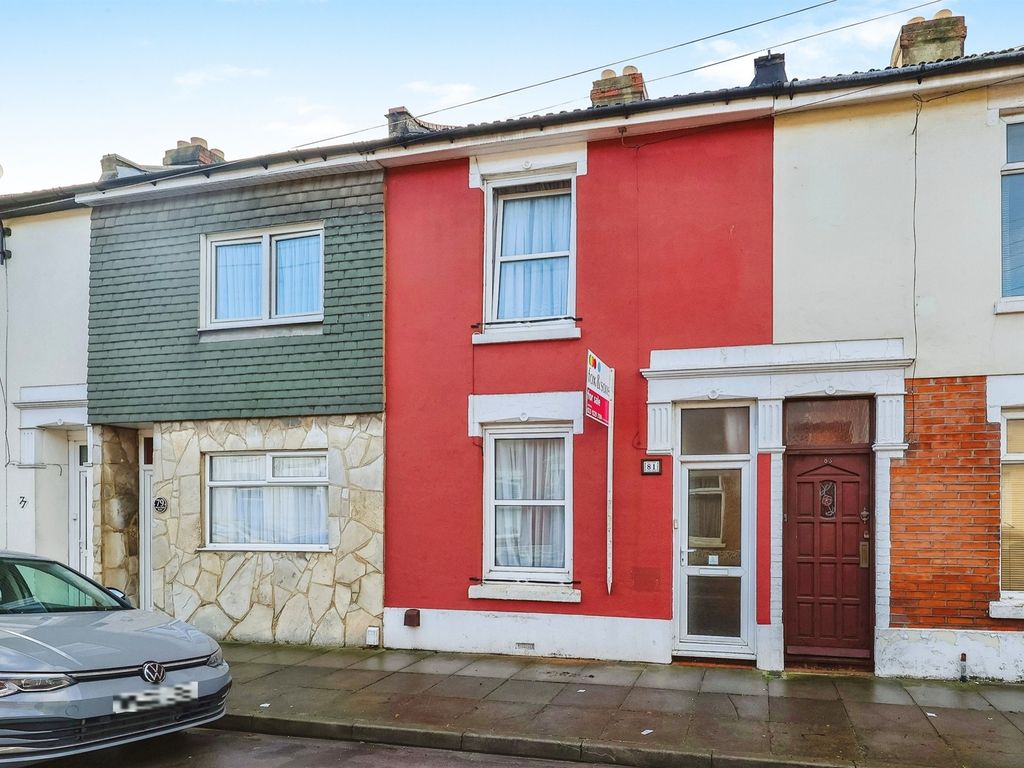 2 bed terraced house for sale in Middlesex Road, Southsea PO4, £180,000