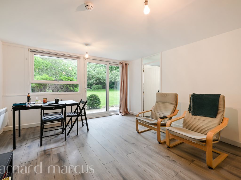 1 bed flat to rent in Leith Towers, Grange Vale, Sutton SM2, £1,350 pcm