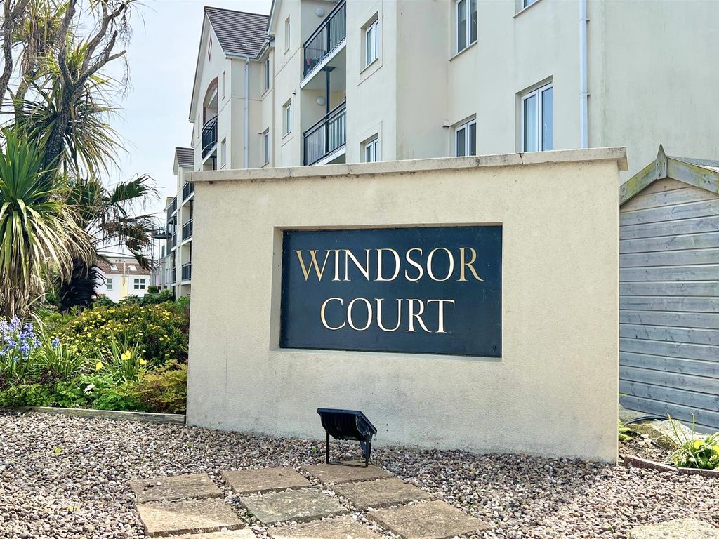 1 bed flat for sale in Windsor Court, Mount Wise, Newquay TR7 Zoopla