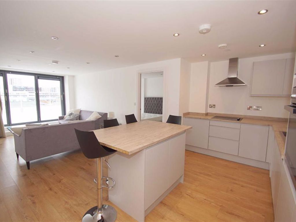 2 bed flat to rent in Leyland House, Mabgate LS9 Zoopla