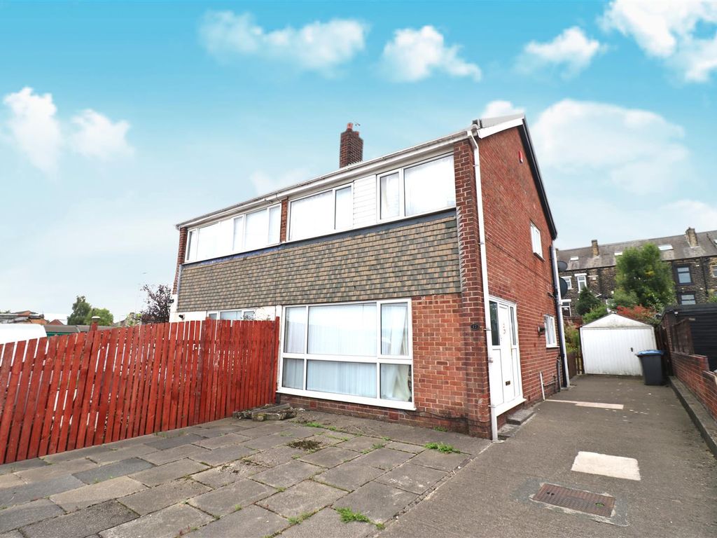 Busfield Street, East Bowling, Bradford BD4  