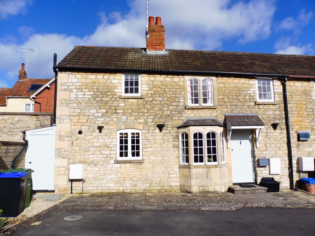 2 bed end terrace house to rent in North Street, Calne SN11, £800 pcm