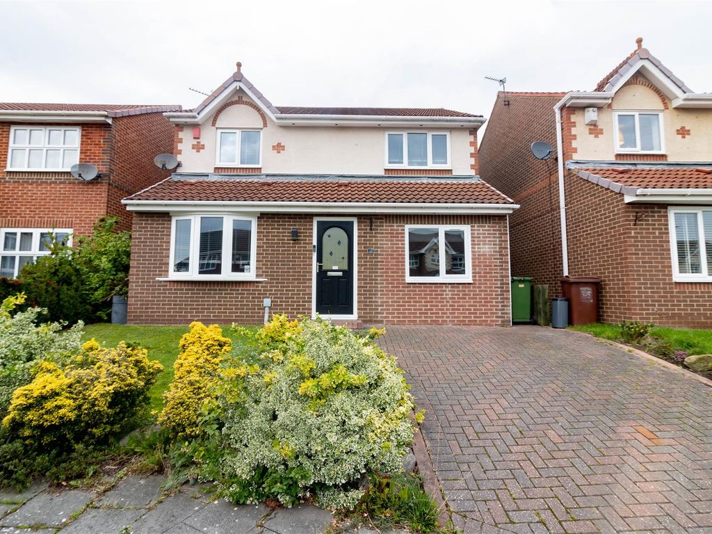3 bed detached house for sale in Ruskin Drive, High Heaton, Newcastle