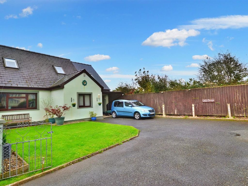 3 bed semidetached bungalow for sale in Station Road, Letterston