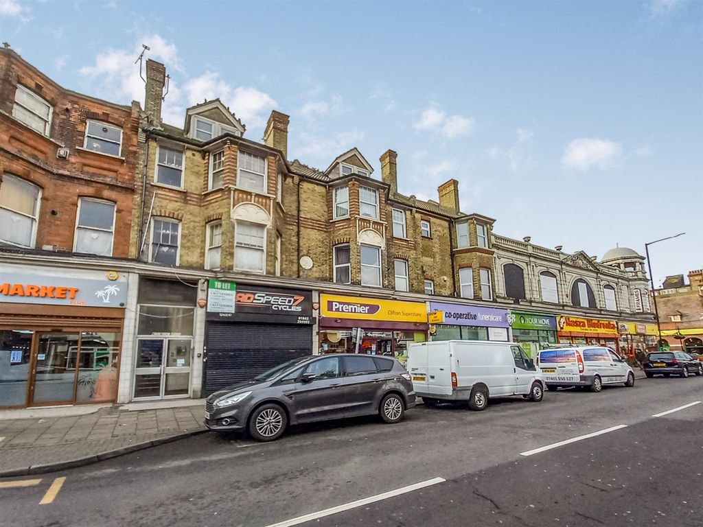 3 bed flat for sale in Northdown Road, Cliftonville, Margate CT9, £